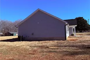 154 Abbotts Ave, Lexington, NC 27292 - Photo 22