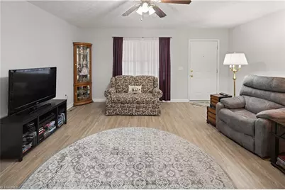 273 S Boyles Street, Pilot Mountain, NC 27041 - Photo 12