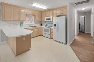 273 S Boyles St, Pilot Mountain, NC 27041 - Photo 20