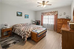 273 S Boyles St, Pilot Mountain, NC 27041 - Photo 26