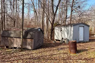 415 Hughes Grove Church Rd, Thomasville, NC 27360 - Photo 12