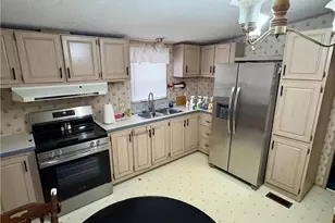 415 Hughes Grove Church Rd, Thomasville, NC 27360 - Photo 4