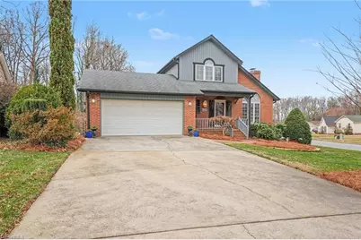 1007 Kings Arms Court, High Point, NC 27262 - Photo 2