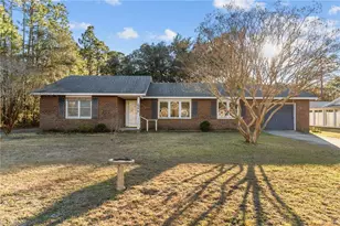 566 Palmer Dr, Southport, NC 28461 - Photo 2