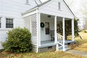 434 Ward St, Graham, NC 27253 - Photo 4