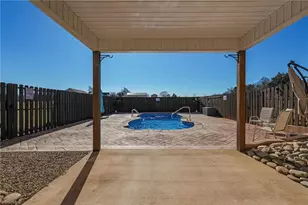 126 Stone Rd, Reidsville, NC 27320 - Photo 8