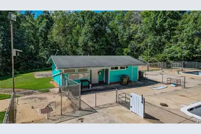 1015 Cypress Drive, Reidsville, NC 27320 - Photo 8