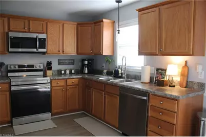 475 Ansley Way, High Point, NC 27265 - Photo 8