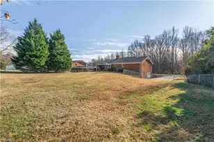 110 Linville Springs Rd, Kernersville, NC 27284 - Photo 42
