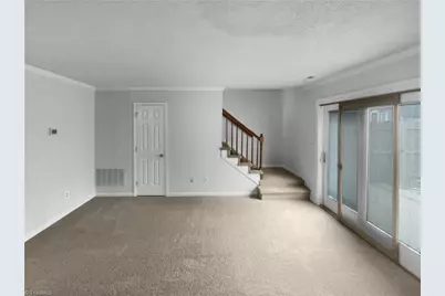 2546 Cottage Place, Greensboro, NC 27455 - Photo 8