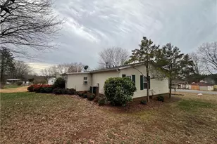 131 Sheraton Ct, King, NC 27021 - Photo 6