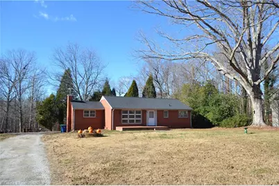 812 Dan Valley Road, Madison, NC 27025 - Photo 2