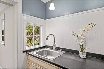 421 Gatewood Avenue, High Point, NC 27262 - Photo 16