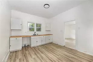 1524 E 14th St, Winston-Salem, NC 27105 - Photo 4
