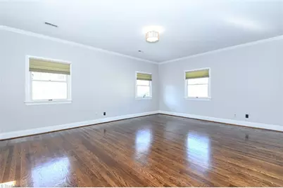 420 Fisher Park Circle, Greensboro, NC 27401 - Photo 32