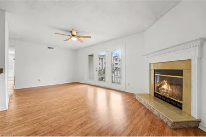 3701 Cotswold Terrace #5E, Greensboro, NC 27410 - Photo 2