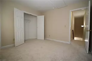 28 Cedar Knoll Dr, Greensboro, NC 27407 - Photo 28