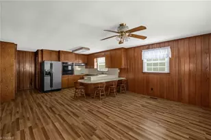 142 Kings Ln, Winston-Salem, NC 27107 - Photo 14