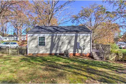 2713 Stratford Drive, Greensboro, NC 27408 - Photo 20