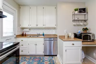 2713 Stratford Dr, Greensboro, NC 27408 - Photo 10