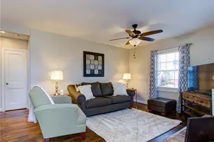 2713 Stratford Dr, Greensboro, NC 27408 - Photo 4