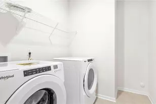 102 Mary Montrose Blvd, Jamestown, NC 27282 - Photo 6