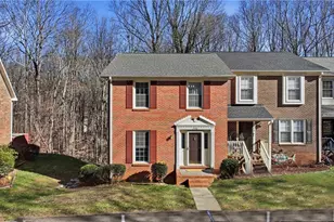 2430 Cottage Pl, Greensboro, NC 27455 - Photo 2