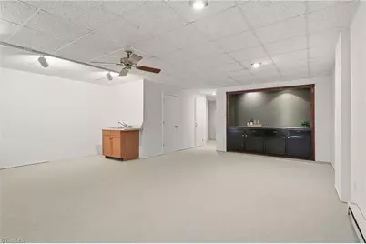 2430 Cottage Place, Greensboro, NC 27455 - Photo 32