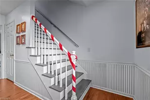 2106 Acorn Ridge Rd, Greensboro, NC 27407 - Photo 10