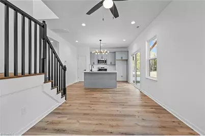 836 Day Avenue, Burlington, NC 27217 - Photo 6