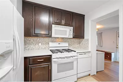 1058 Main Street, Walnut Cove, NC 27052 - Photo 12