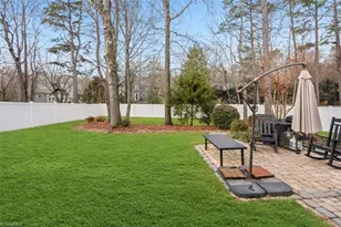 3606 Brownes Ferry Rd, Charlotte, NC 28269 - Photo 32