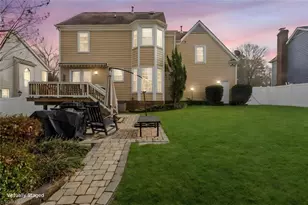 3606 Brownes Ferry Rd, Charlotte, NC 28269 - Photo 4