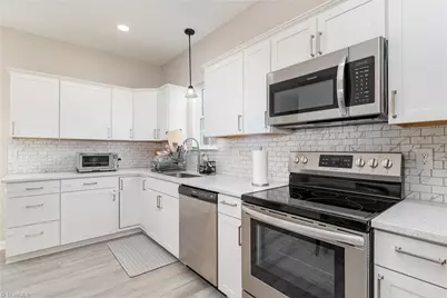 201 Hendrix Drive, Kernersville, NC 27284 - Photo 8