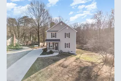 201 Hendrix Drive, Kernersville, NC 27284 - Photo 2