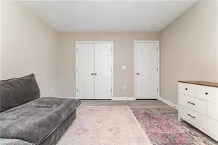 201 Hendrix Dr, Kernersville, NC 27284 - Photo 14