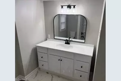 609 Morehead Street, Eden, NC 27288 - Photo 12