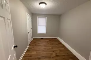 609 Morehead St, Eden, NC 27288 - Photo 8