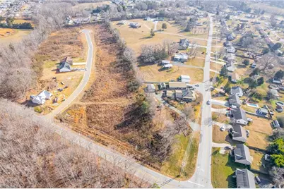 1579 Lake Road, Thomasville, NC 27360 - Photo 4