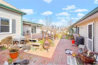 1579 Lake Road, Thomasville, NC 27360 - Photo 34