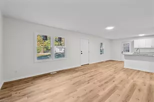 718 Miles St, Eden, NC 27288 - Photo 6