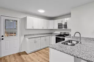 718 Miles St, Eden, NC 27288 - Photo 10