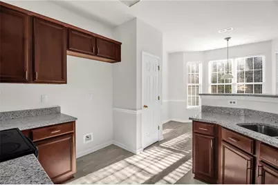 6407 Highland Oak Drive, Greensboro, NC 27410 - Photo 10