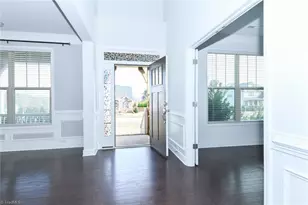 406 Fairmile Dr, Greensboro, NC 27455 - Photo 4