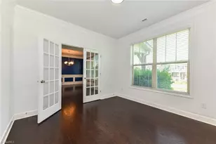 406 Fairmile Dr, Greensboro, NC 27455 - Photo 6