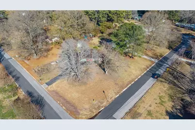 5101 Stockton Drive, Raleigh, NC 27606 - Photo 18