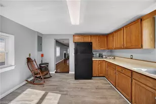 2500 Mt Hope Church Rd, Whitsett, NC 27377 - Photo 24