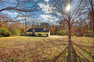 2500 Mt Hope Church Rd, Whitsett, NC 27377 - Photo 28