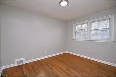 532 Homewood Avenue, Burlington, NC 27217 - Photo 2