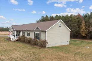 5455 Byrd Rd, Burlington, NC 27217 - Photo 2